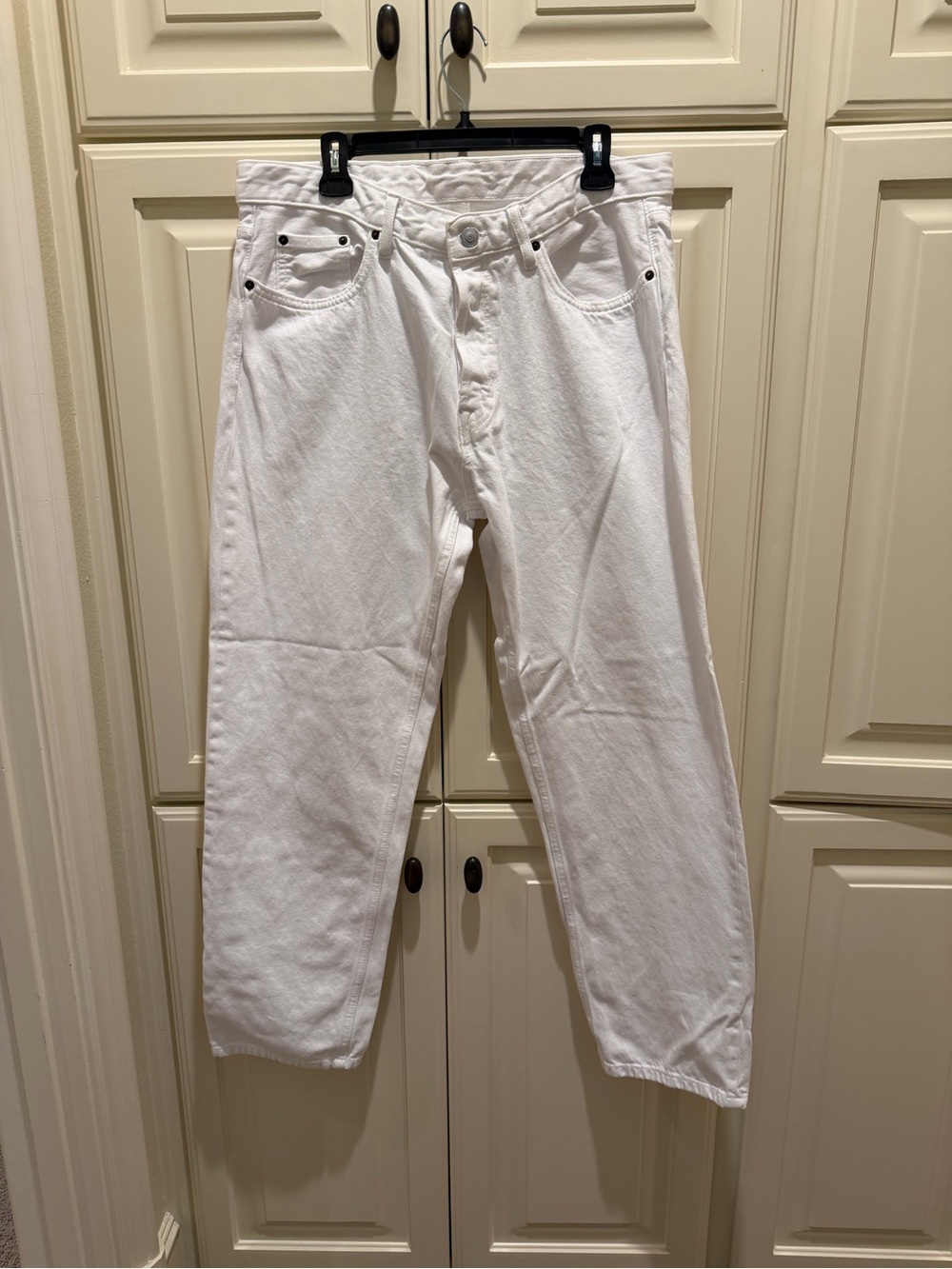 Zara Men's White Relaxed Jeans
